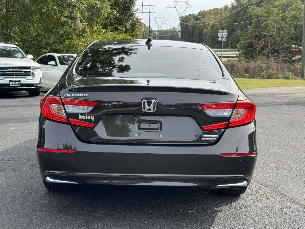 Used 2018 Black Honda Touring image 24