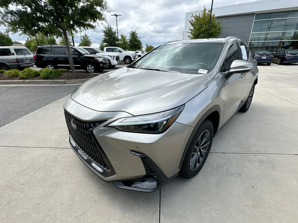 Used 2025 Silver Lexus 350 Premium image 5