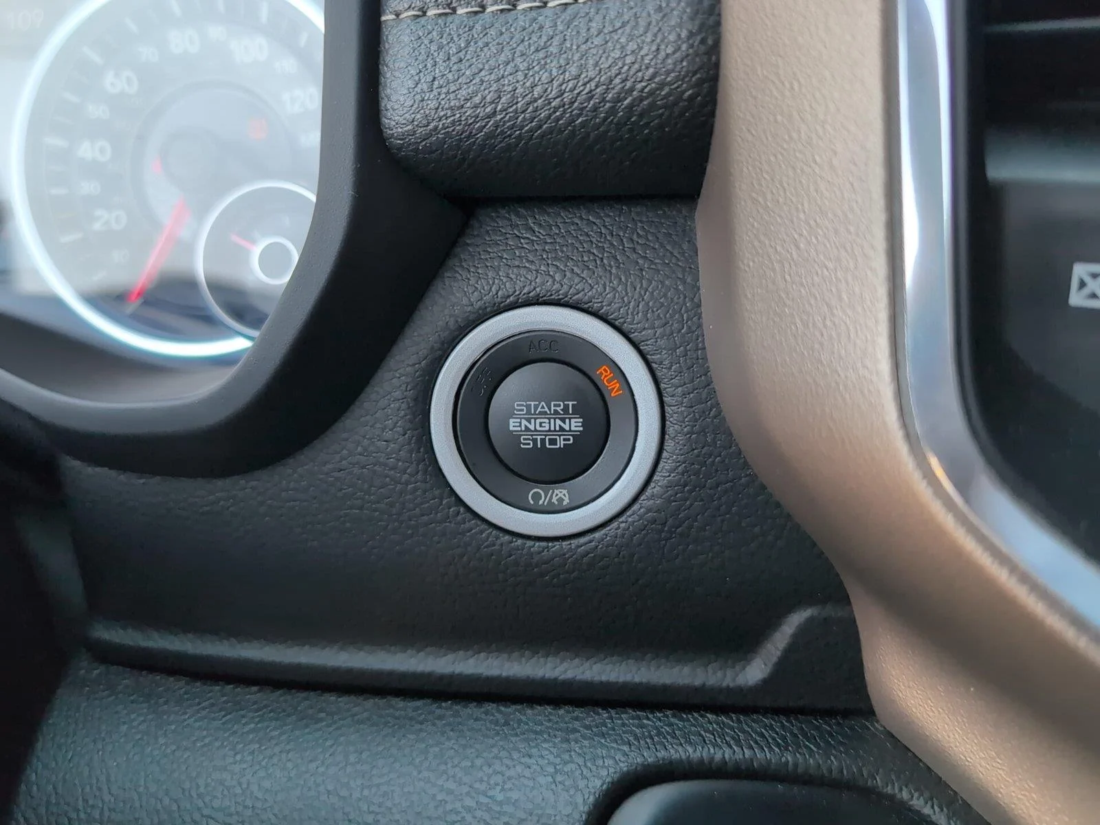 Used 2021 Hydro Blue Pearlcoat Ram Laramie image 21