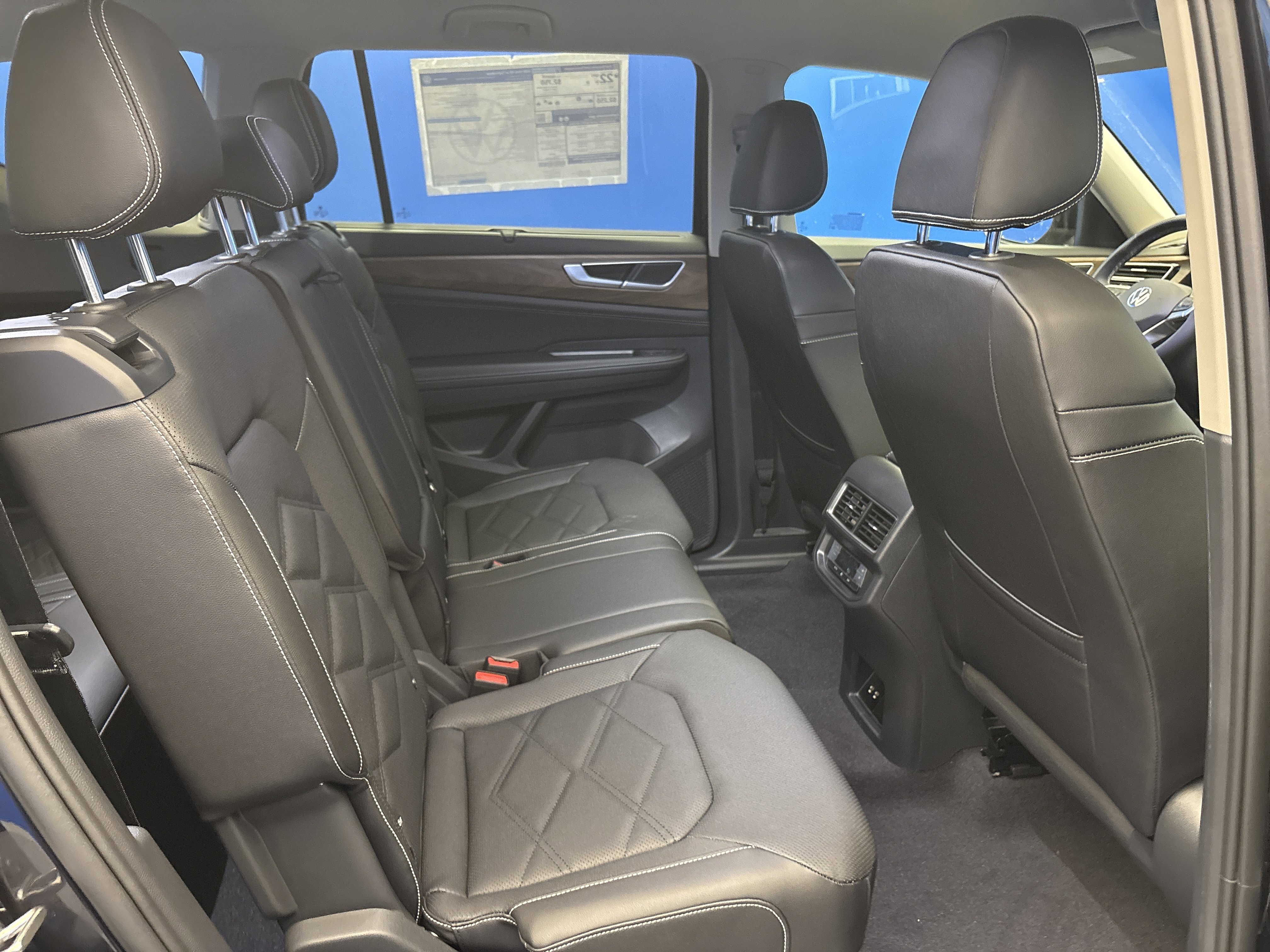 2026 Volkswagen Atlas SE w/Tech - Photo 24