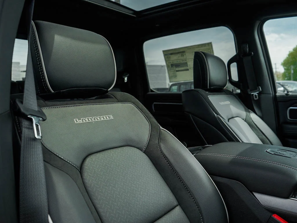 2026 RAM 1500 Laramie - Photo 10
