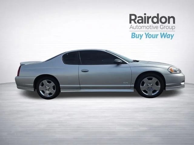 Used 2006 Silverstone Metallic Chevrolet SS image 8