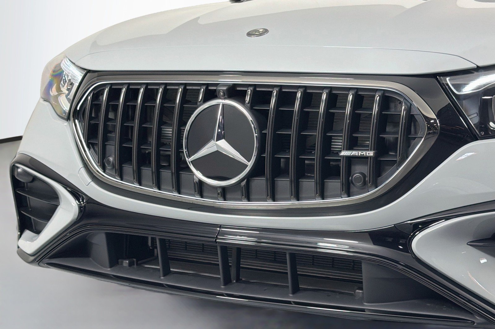 New 2027 MANUFAKTUR Alpine Grey Mercedes-Benz AMG® E 53 Hybrid Sedan image 12