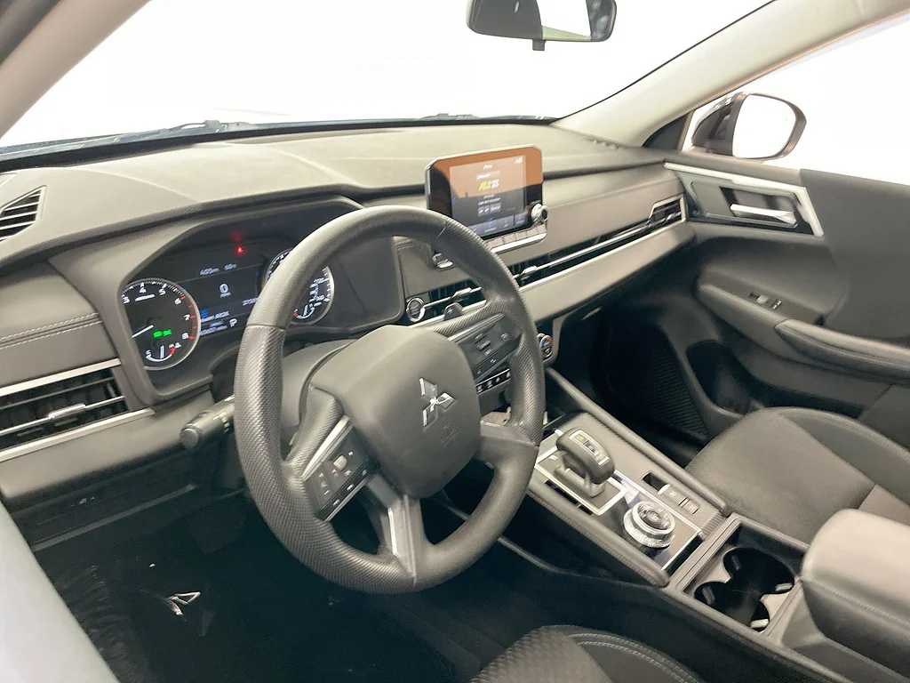 Used 2022 BLACK Mitsubishi ES image 10