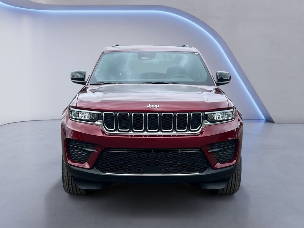 New 2026 Velvet Red Pearl-Coat Exterior Paint Jeep Laredo X image 8