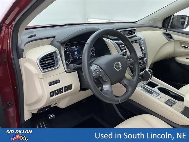 Used 2022 Scarlet Ember Tintcoat Nissan SL image 13