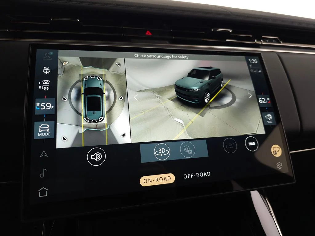 Certified Used 2025 White Land Rover Dynamic SE image 34