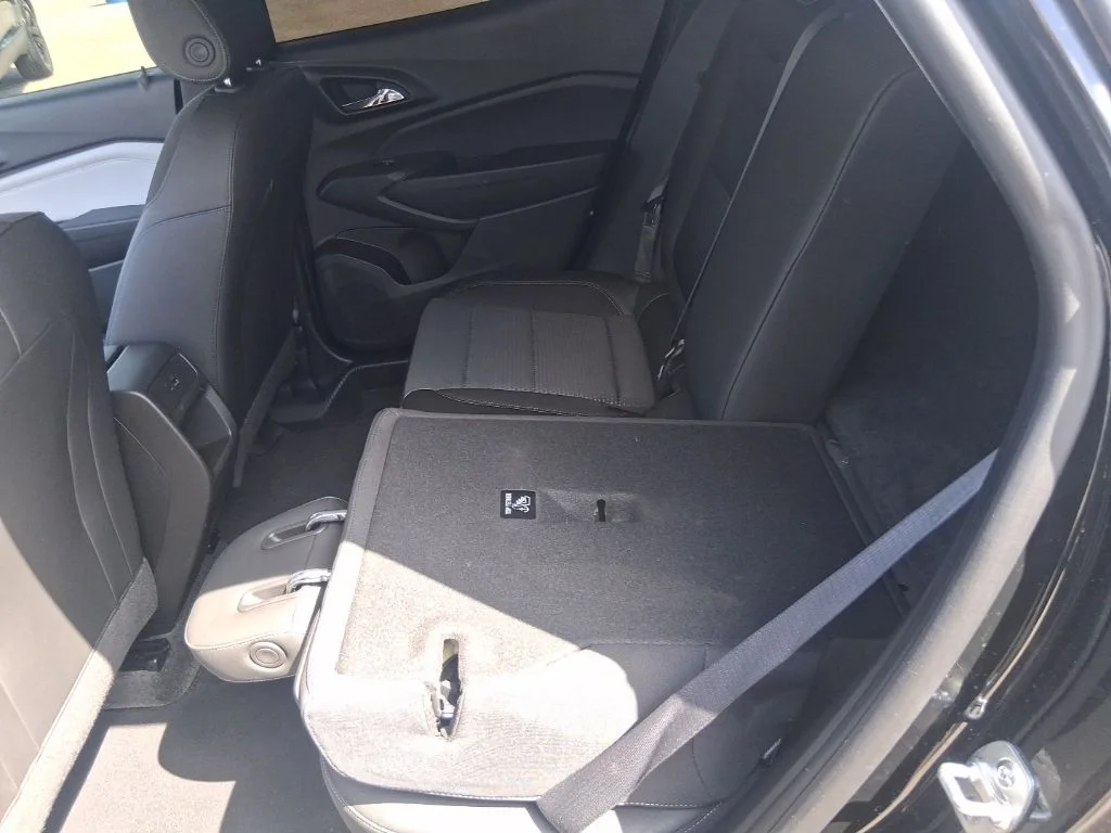 Used 2025 Black Chevrolet LT image 18