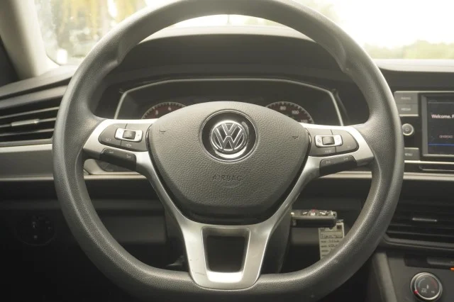 Used 2020 GREY Volkswagen S image 20