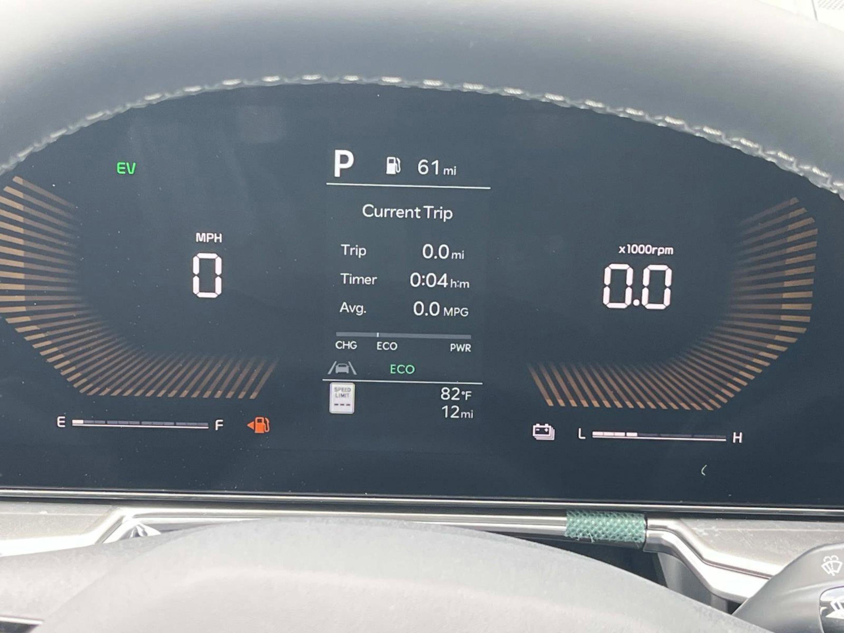 New 2026 Snow White Pearl Kia EX image 37