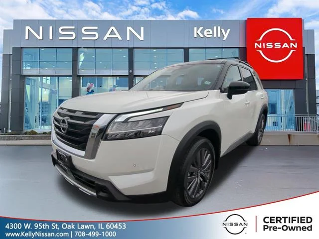 2024 Nissan Pathfinder SL 2WD's photo