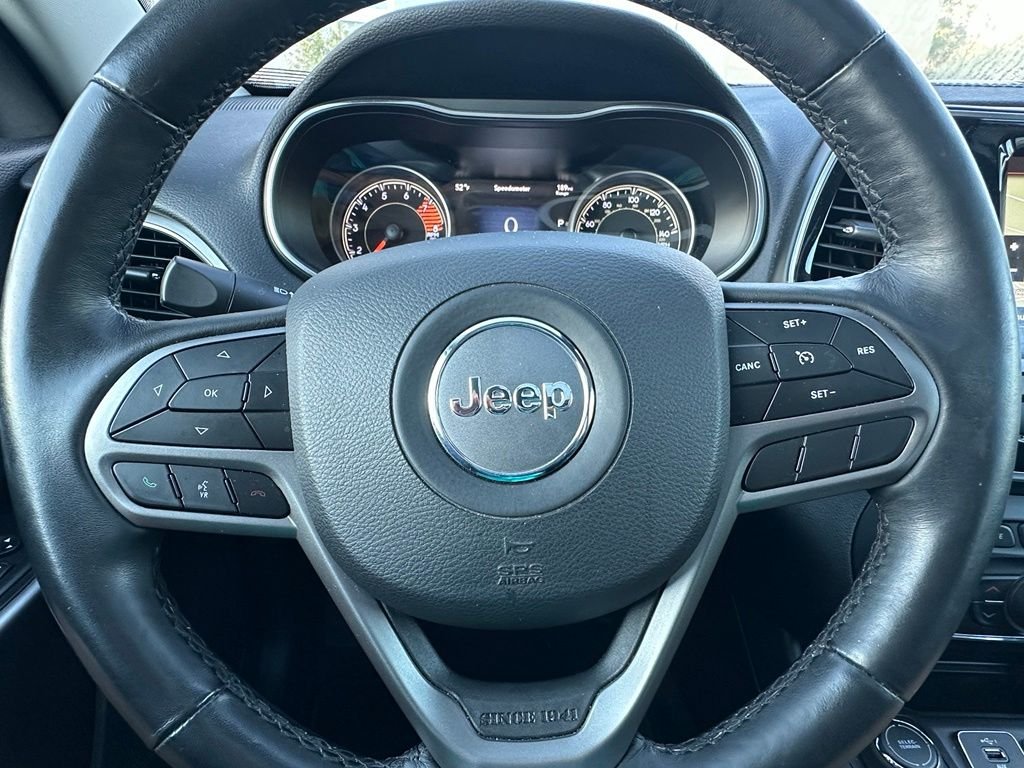 Used 2019 White Jeep Limited image 22