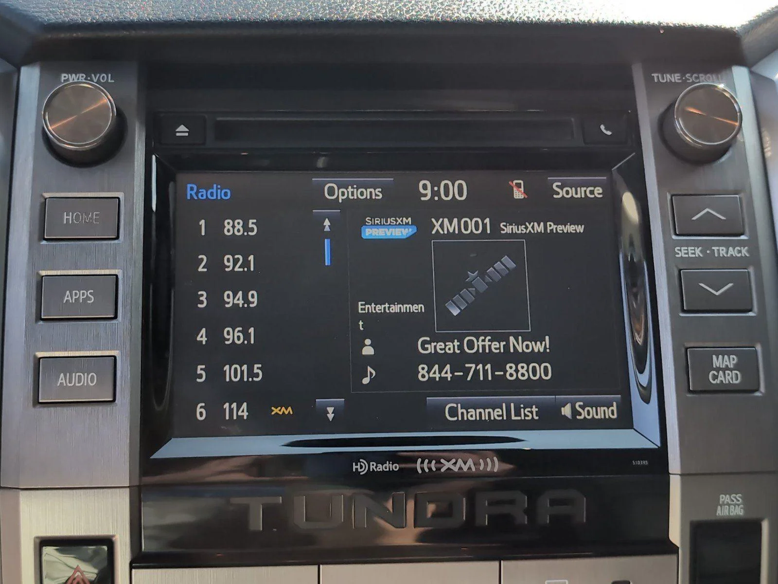 Used 2019 Midnight Black Metallic Toyota SR5 image 19