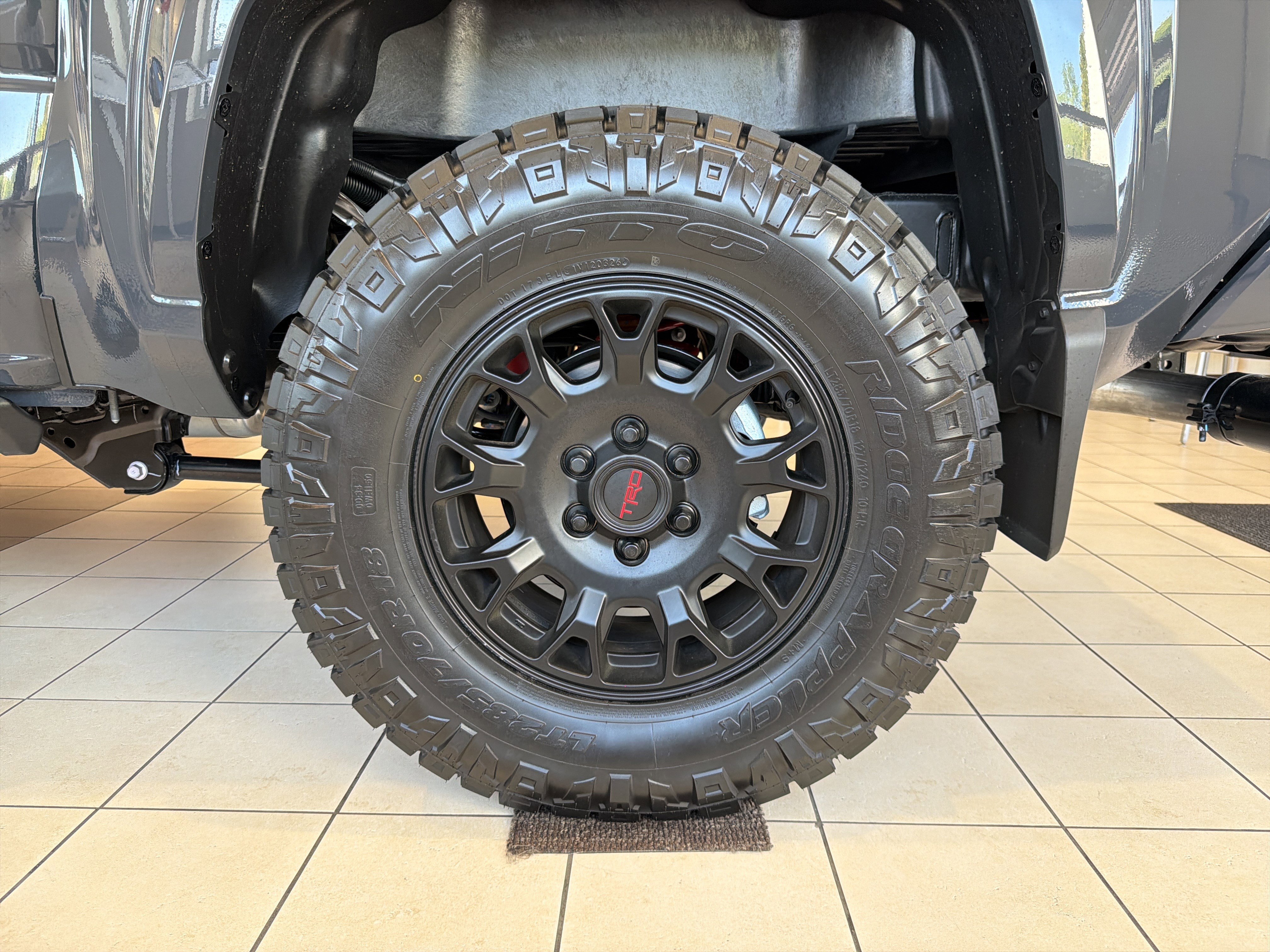 2026 Toyota Tacoma SR5 - Photo 17
