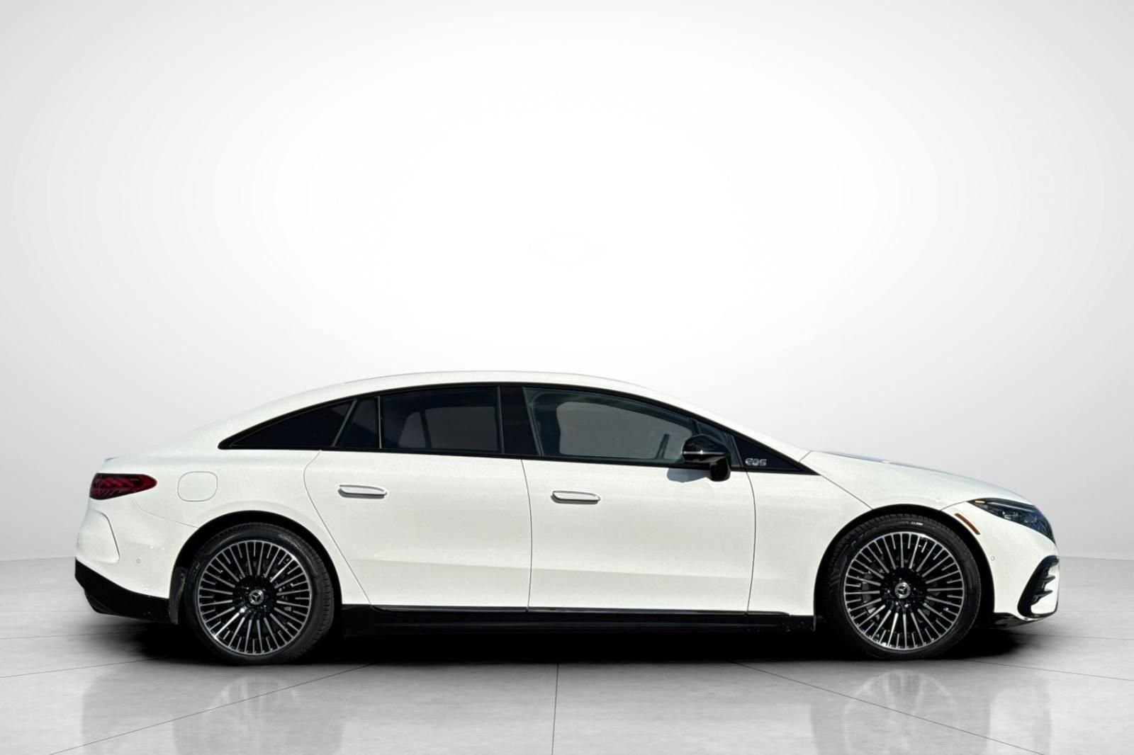 Certified Used 2024 White Mercedes-Benz 450 image 24