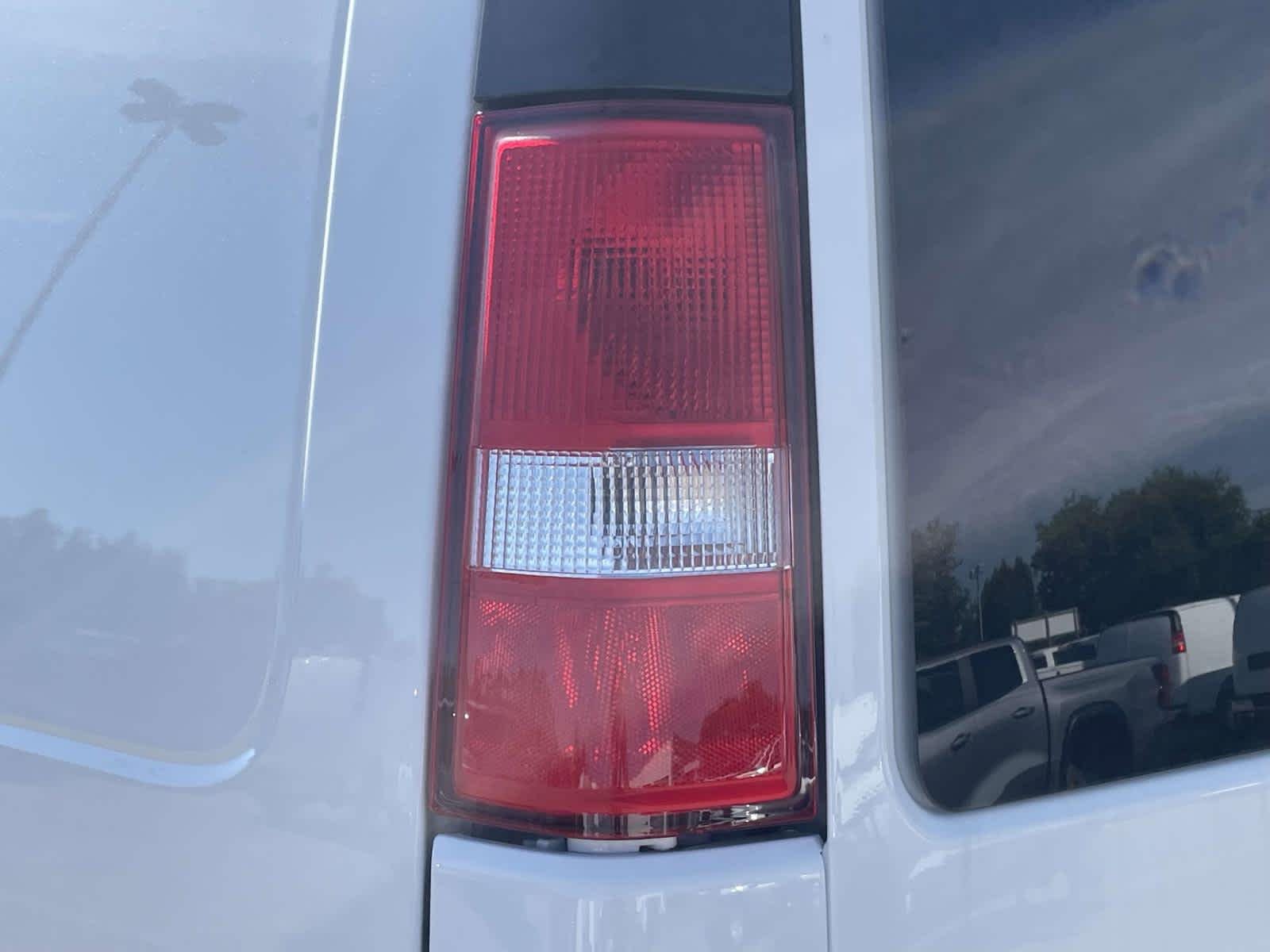 New 2026 Summit White Chevrolet WT image 10