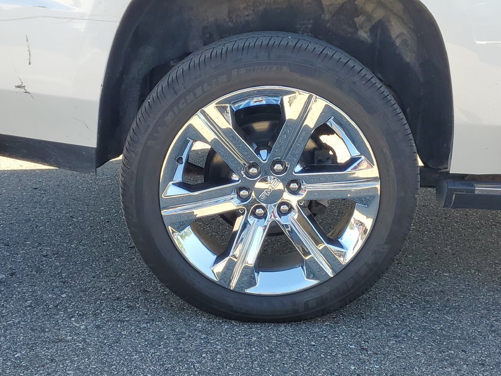 Used 2020 White GMC Denali image 5