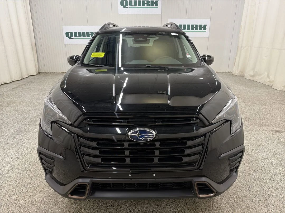 New 2026 Crystal Black Silica Subaru Limited Bronze Edition image 2