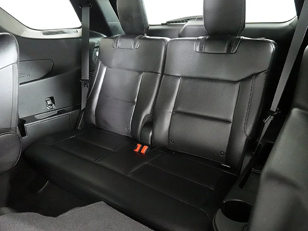 Used 2020 Black Ford XLT image 16