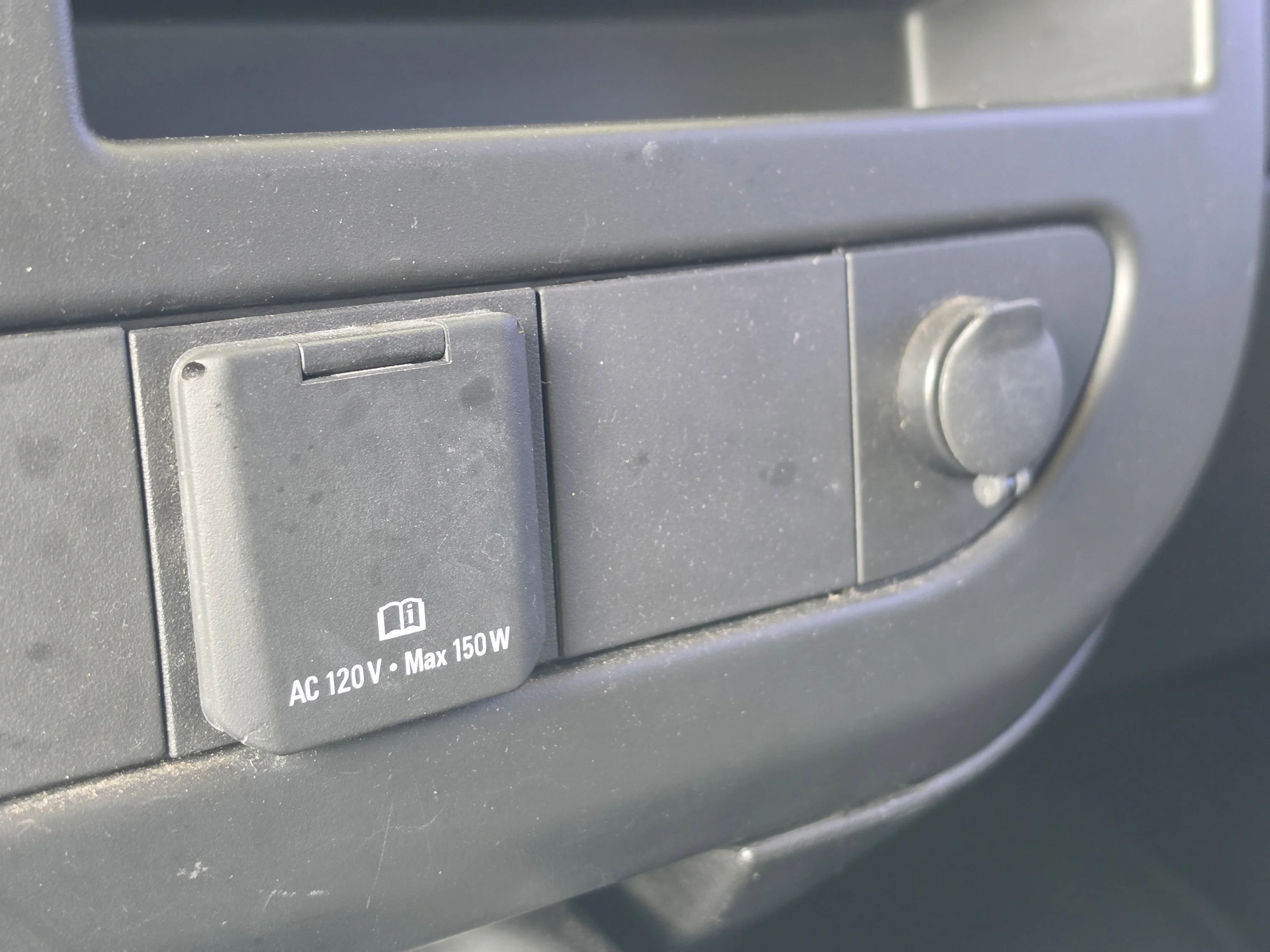 Used 2023 Summit White GMC Work Van image 26