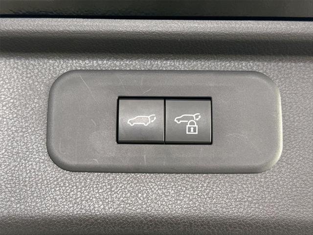 Certified Used 2026 MIDNIGHT BLACK METAL Toyota  image 41