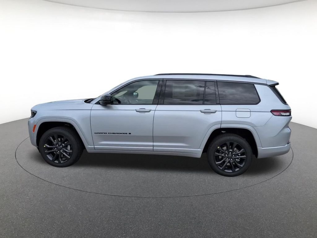 New 2026 Silver Jeep Limited Reserve image 10