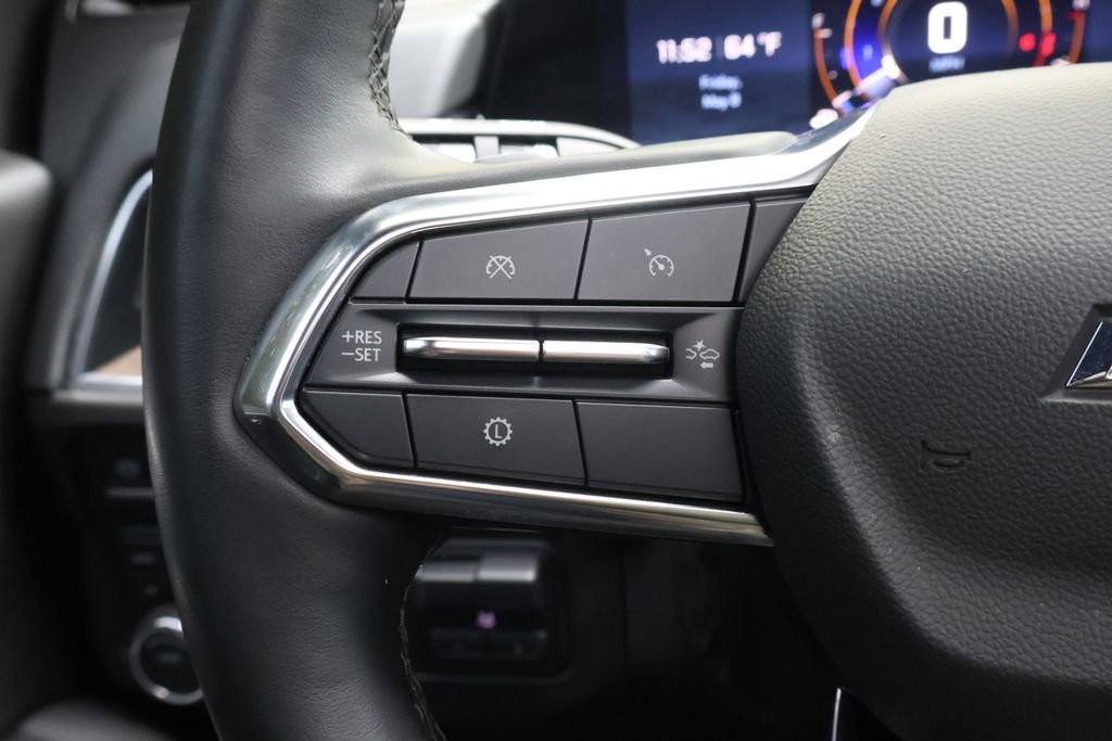 Used 2025 Black Chevrolet High Country image 32