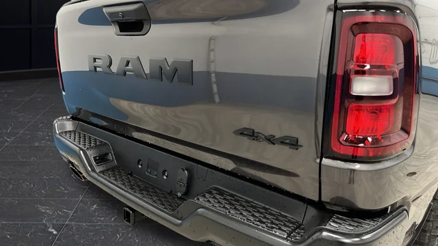 New 2026 Granite Crystal Metallic Clear-Coat Exterior Paint RAM Warlock image 36