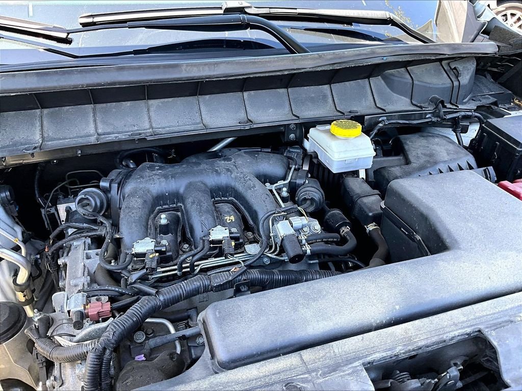 Certified Used 2023 White Nissan SV image 34