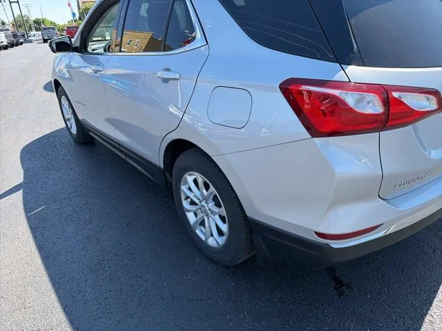 Used 2019 SILVER ICE METALLIC Chevrolet LT image 3