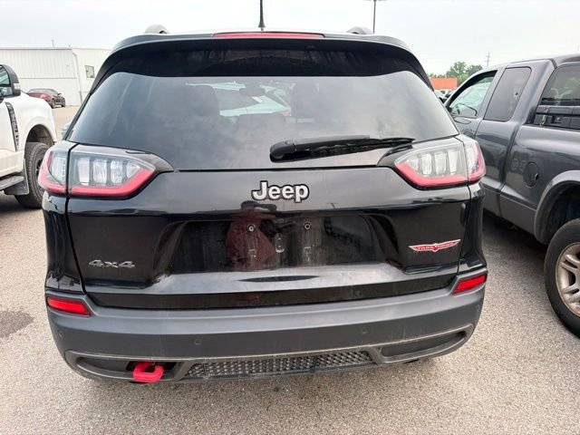 Used 2020 Diamond Black Jeep Trailhawk image 8
