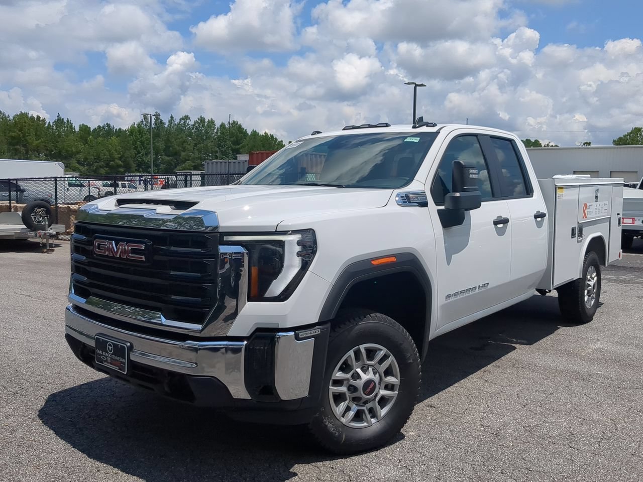 New 2026 Summit White GMC Pro image 1