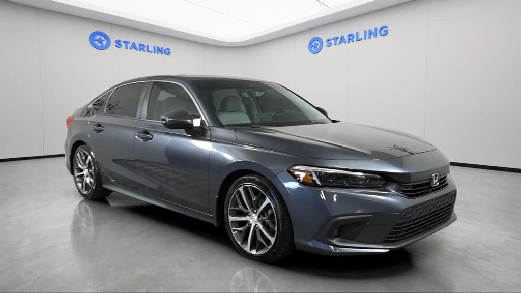Used 2022 Gray Honda Touring image 13