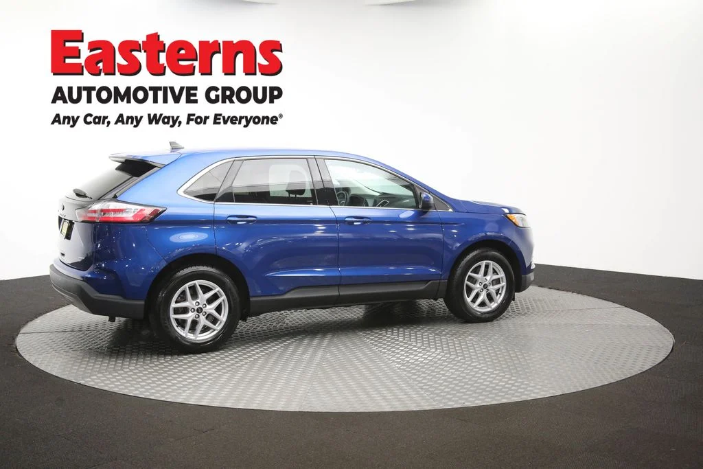 Used 2023 Blue Ford SEL image 43