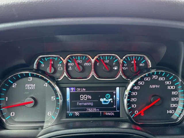 Used 2018 Silver GMC SLT image 14