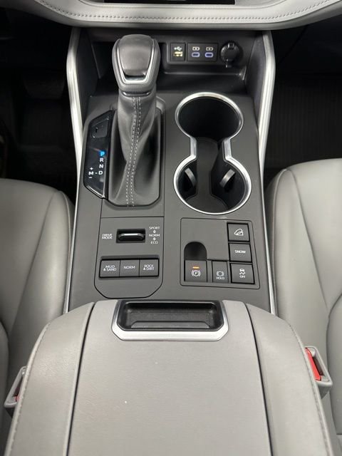 Used 2023 Silver Toyota XLE image 20