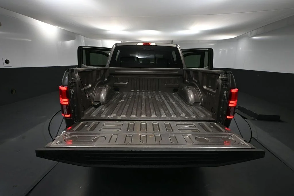 Used 2020 Gray Ford XLT image 33