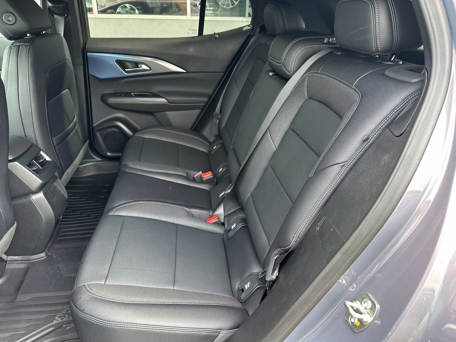 2026 Chevrolet Equinox EV 2LT - Photo 12