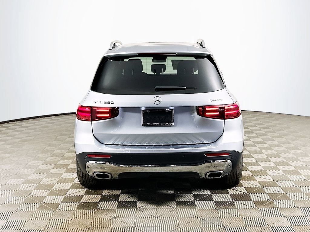 New 2026 Cirrus Silver Metallic Mercedes-Benz GLB 250 image 36