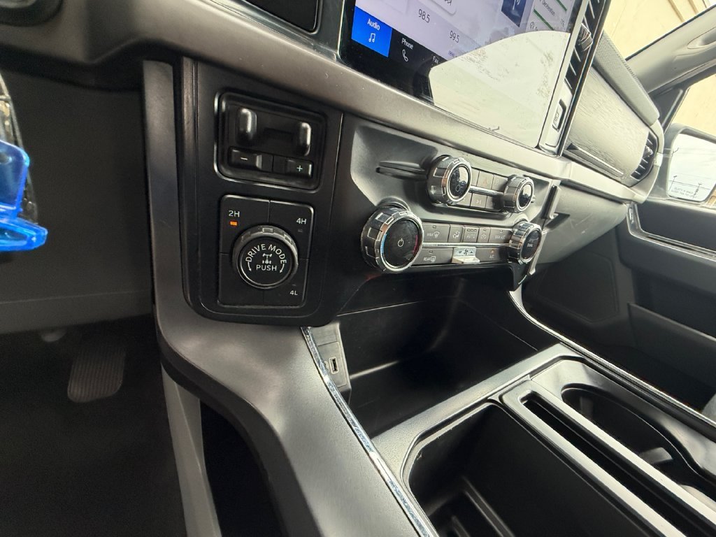Used 2025 White Ford XLT image 22