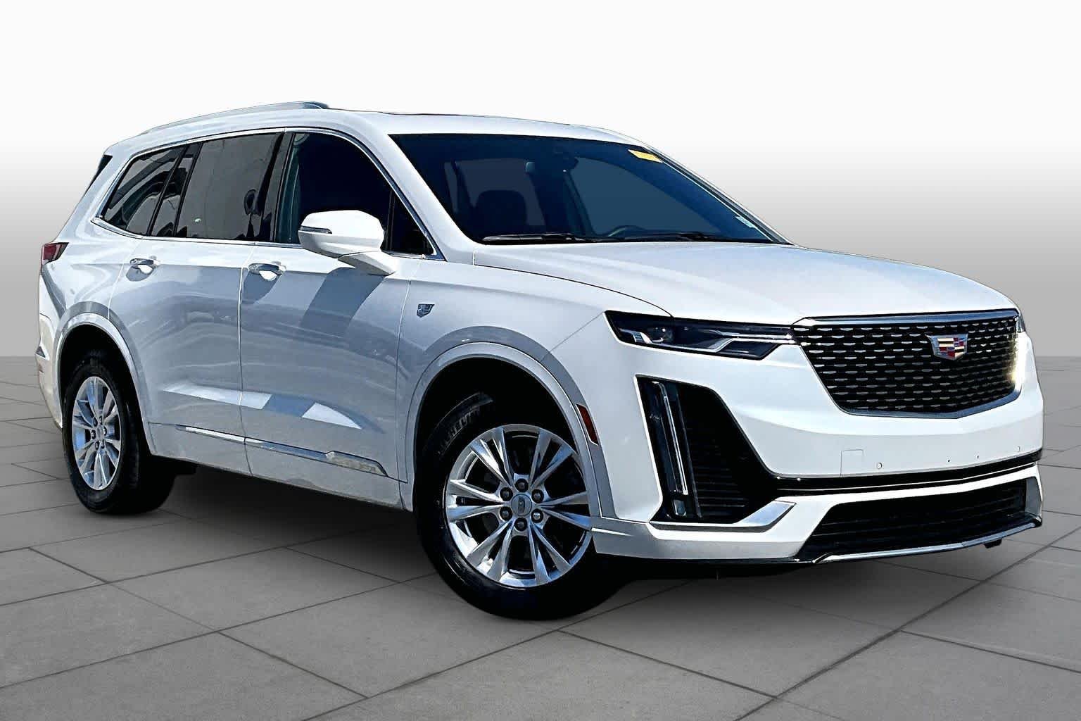 Pre-Owned 2024 Cadillac XT6 FWD Luxury