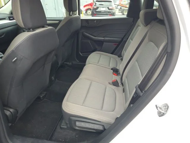 Used 2022 White Ford S image 12