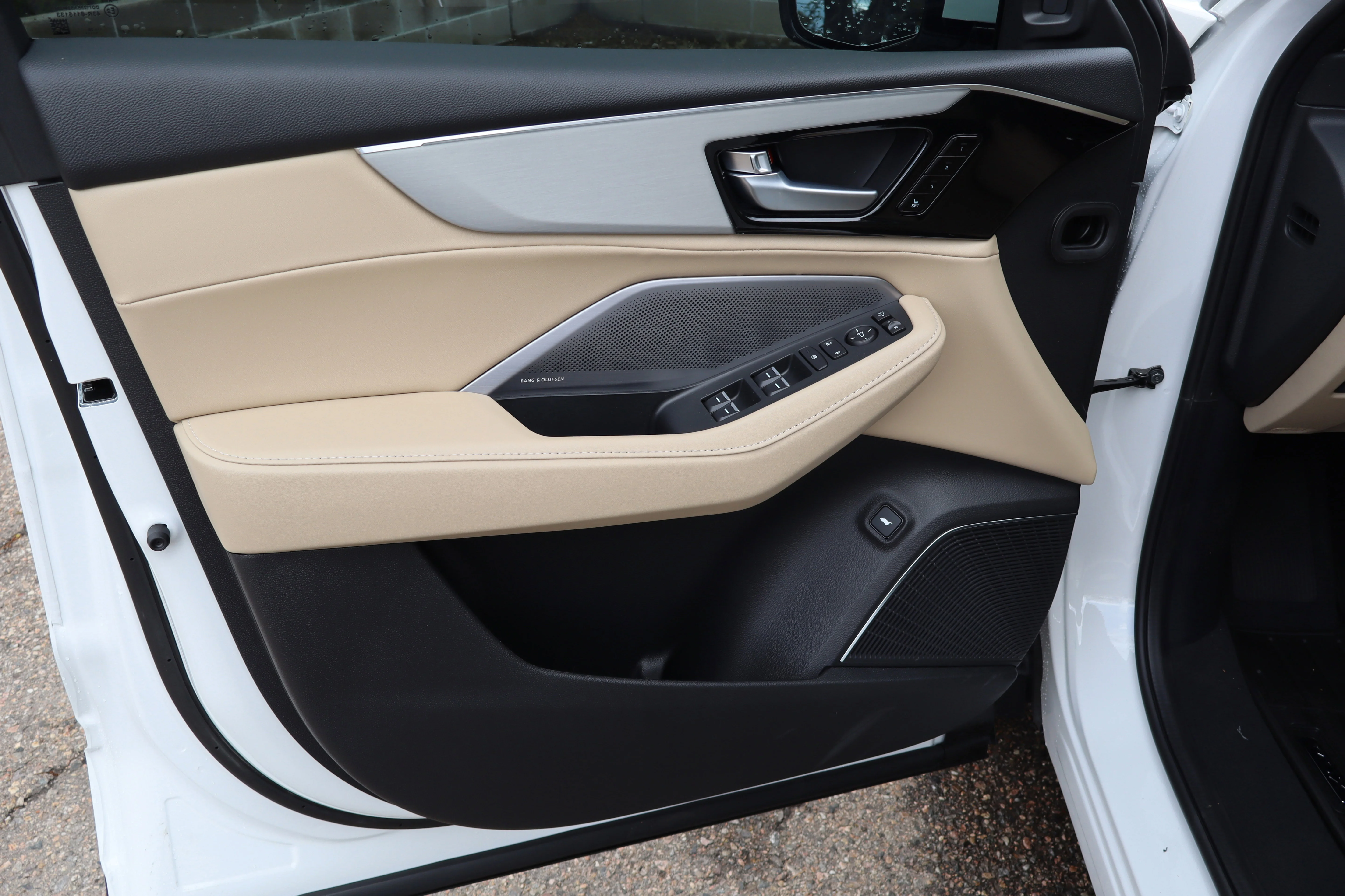 New 2026 Platinum White Pearl Acura w/Technology Package image 23