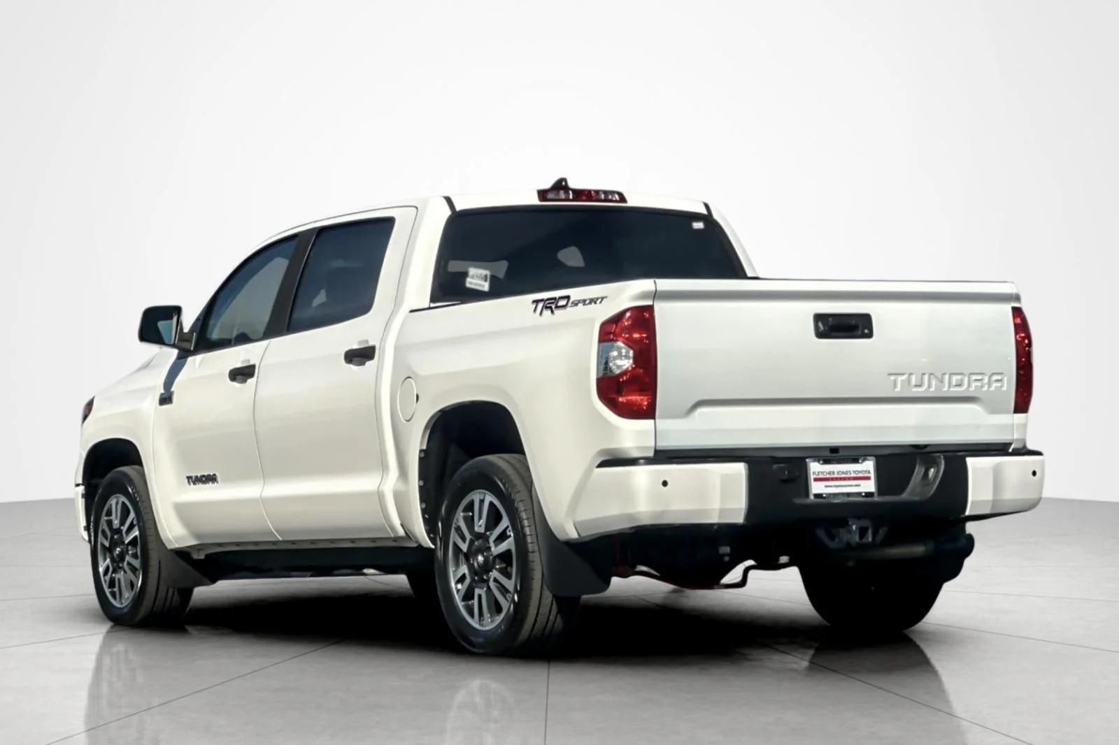 Certified Used 2021 Super White Toyota SR5 image 3