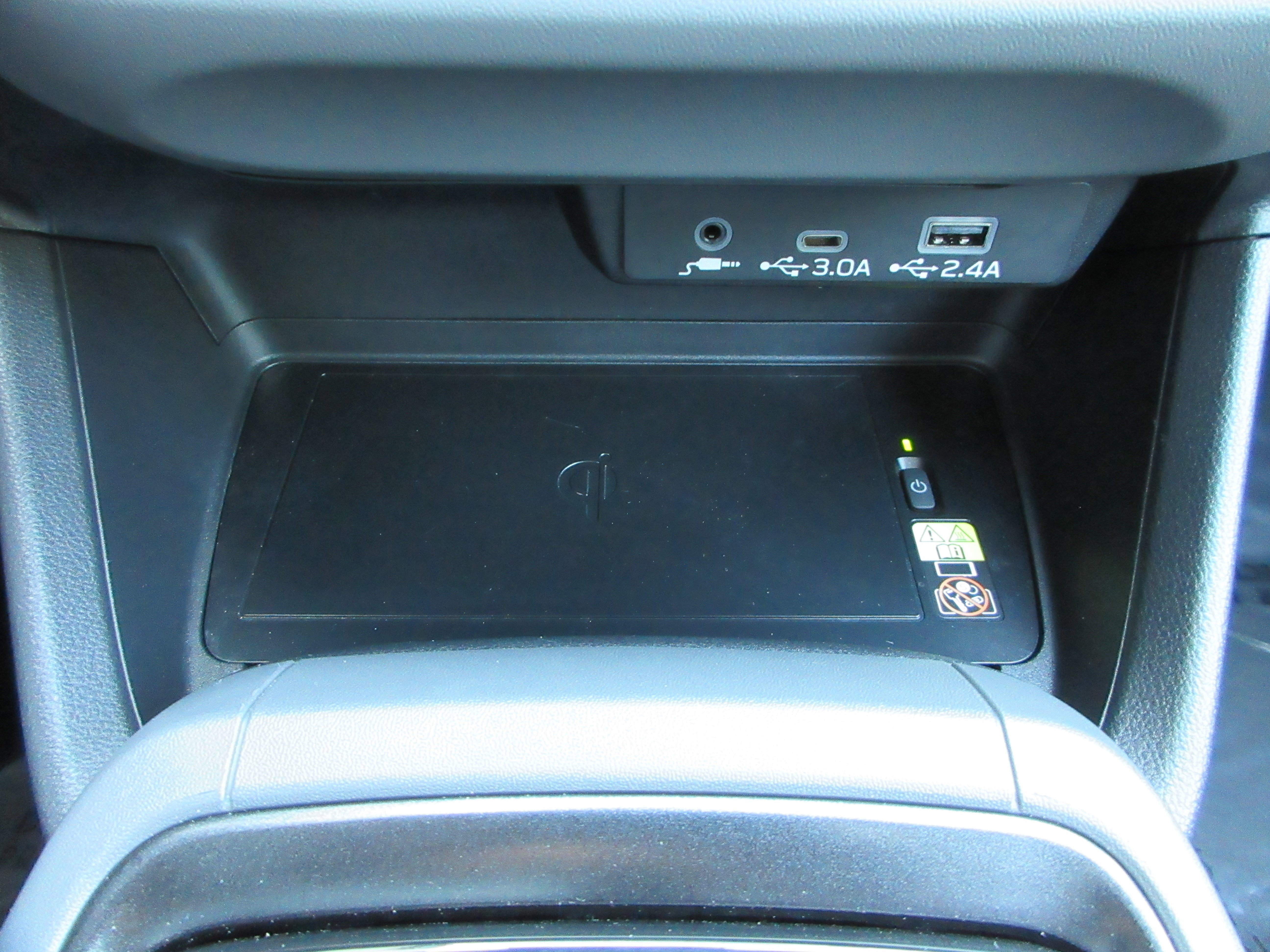 Used 2024 Sapphire Blue Pearl Subaru Limited image 44