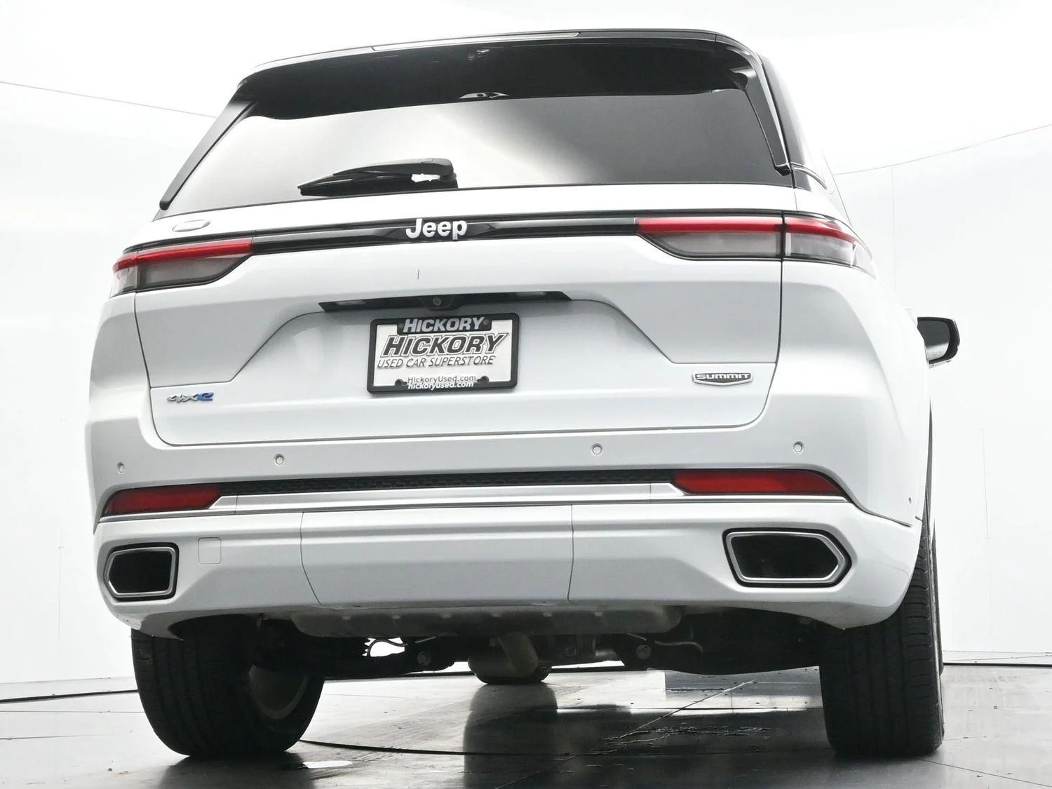 Used 2022 Bright White Clearcoat Jeep Summit image 53