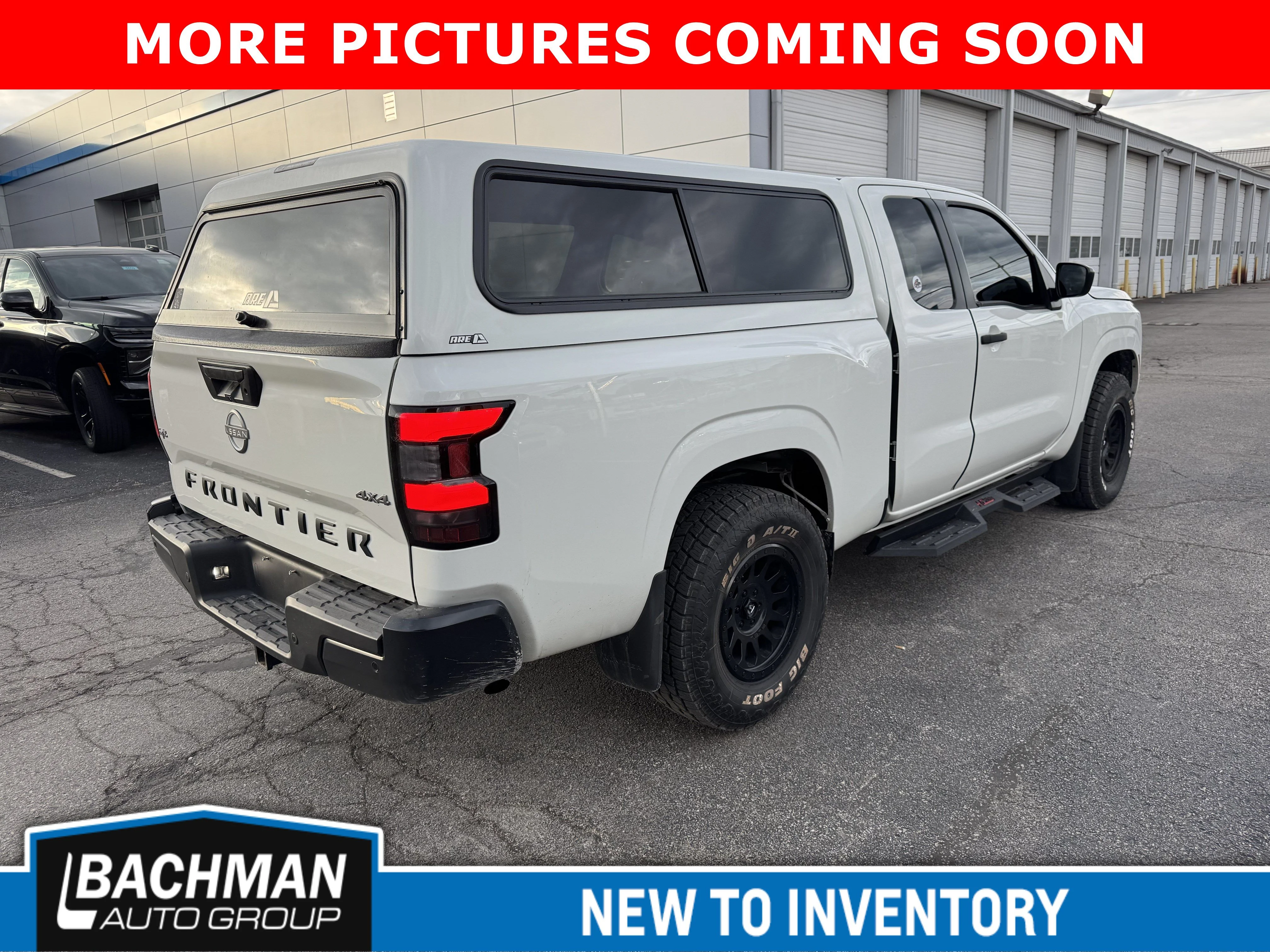 Used 2026 Glacier White Nissan S image 5