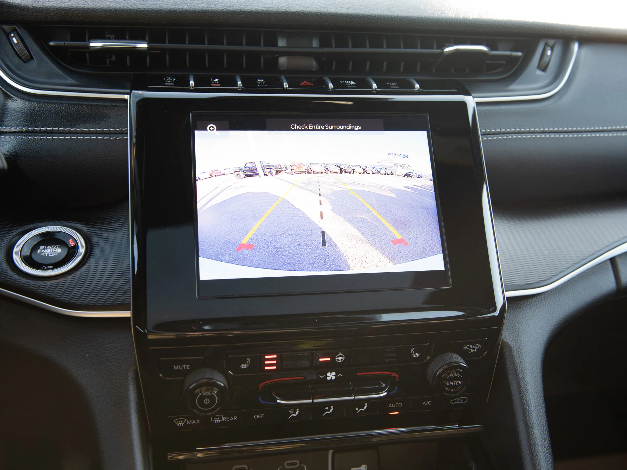 Certified Used 2025 White Jeep Altitude * Trailer Tow Package, Sunroof, Heated Seats, No Accidents image 22