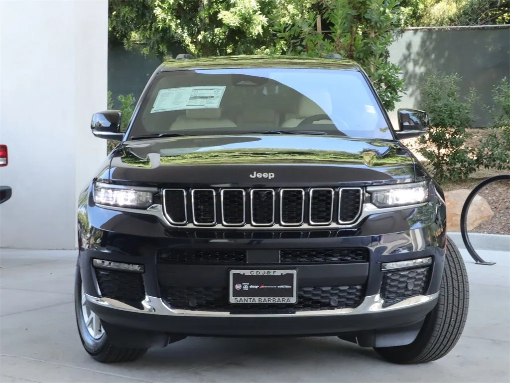 New 2023 Midnight Sky Exterior Paint Jeep Limited image 3