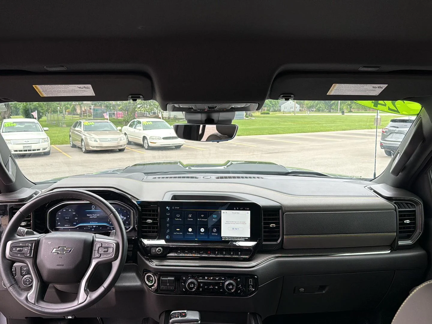 2024 Chevrolet Silverado 1500 ZR2 - Photo 3